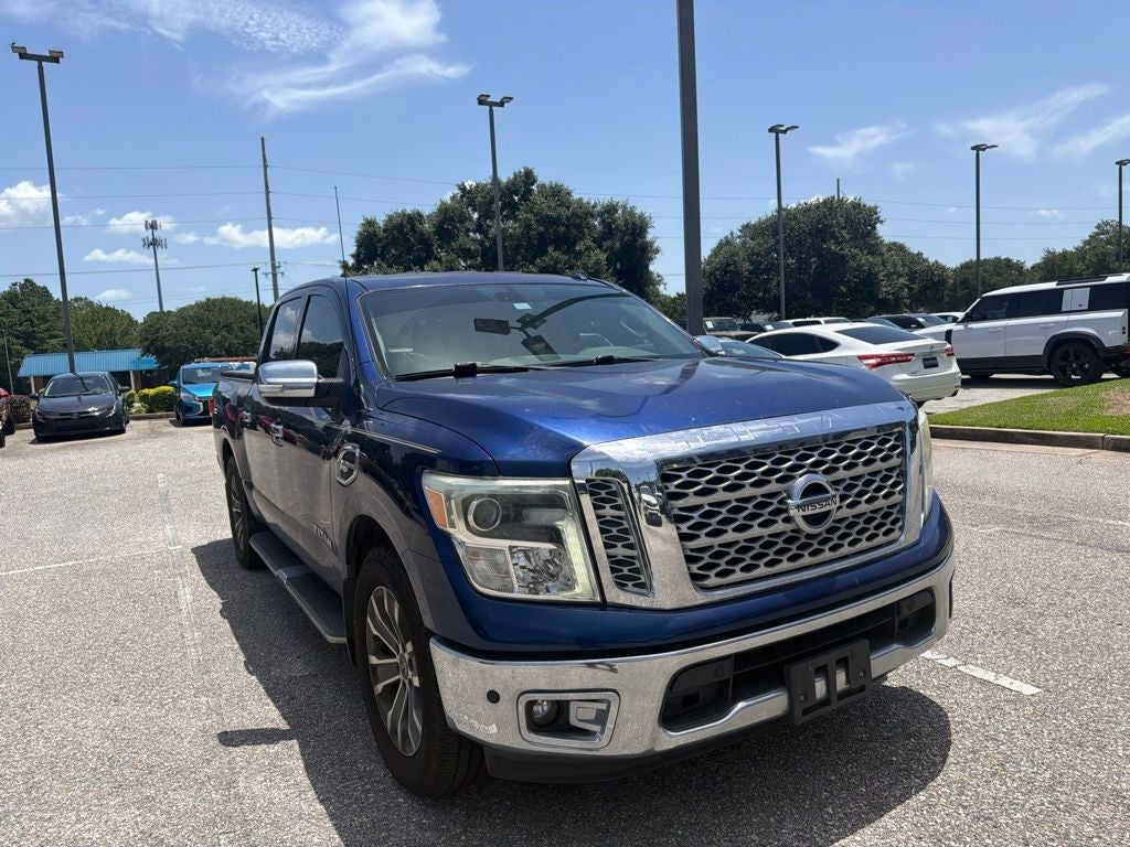 2017 Nissan Titan SL