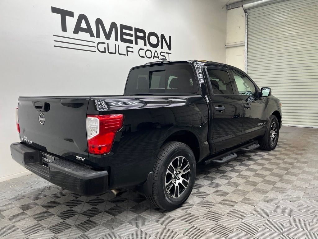 2024 Nissan Titan SV