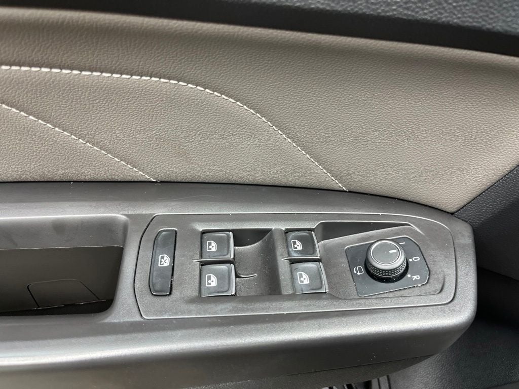 2023 Volkswagen Atlas 3.6L V6 SEL Premium R-Line