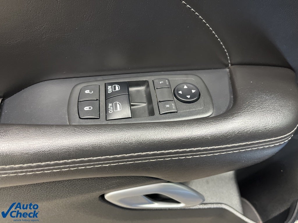 2018 Dodge Challenger 392 Hemi Scat Pack Shaker