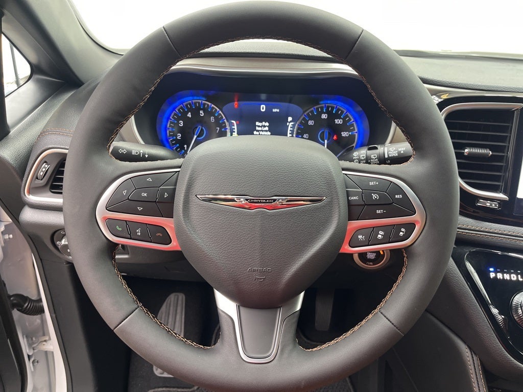 2026 Chrysler Pacifica Pinnacle