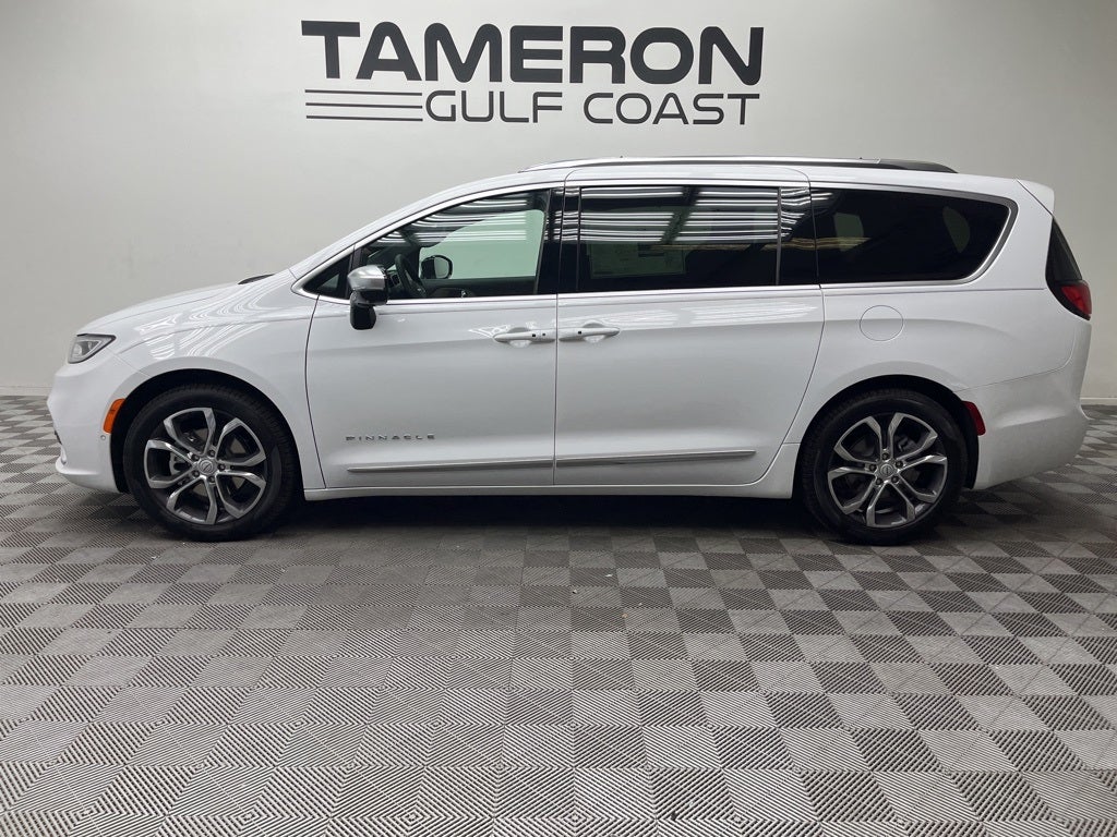 2026 Chrysler Pacifica Pinnacle