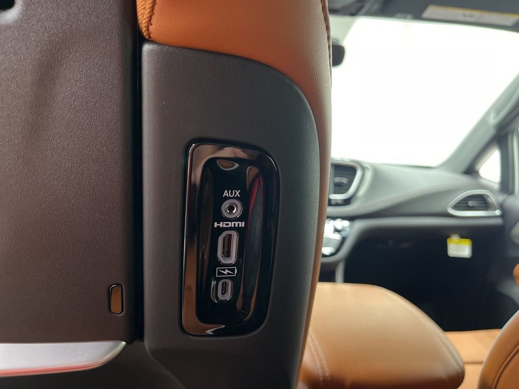 2026 Chrysler Pacifica Pinnacle