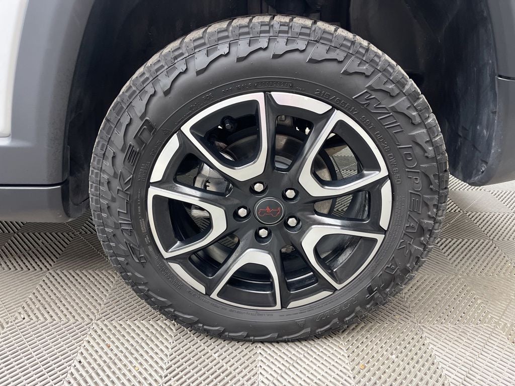 2025 Jeep Compass Trailhawk