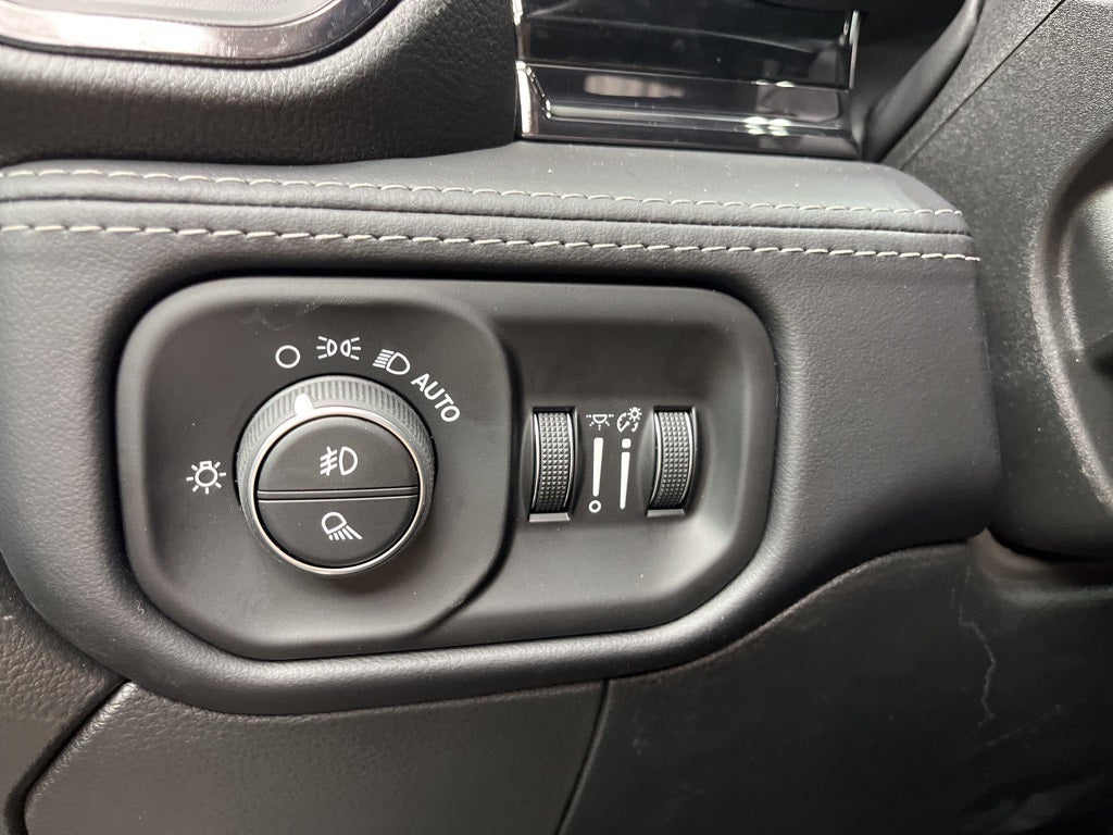 2026 RAM 3500 Limited