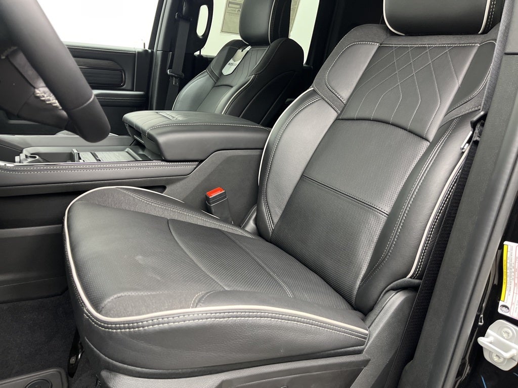 2026 RAM 3500 Limited