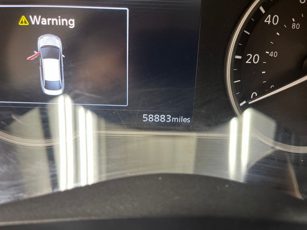 2024 Nissan Versa 1.6 SR
