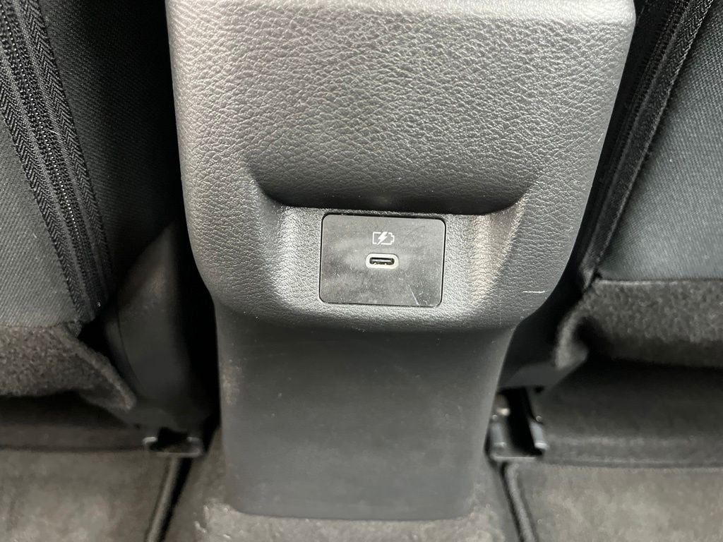 2024 Nissan Versa 1.6 SR