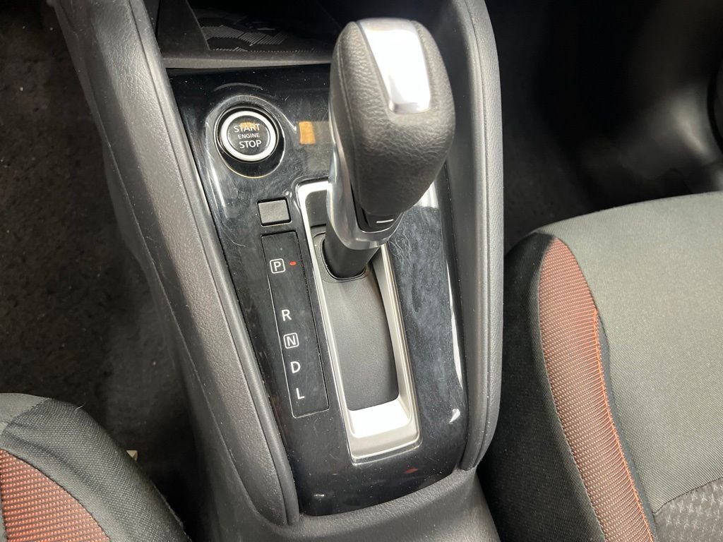 2024 Nissan Versa 1.6 SR