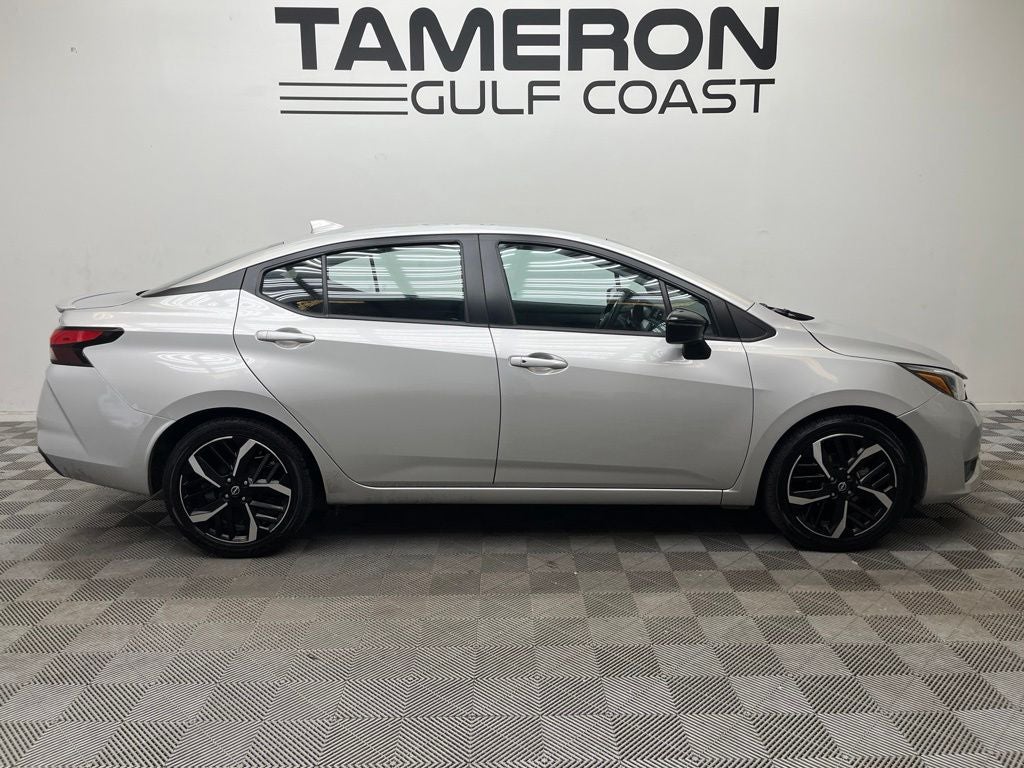 2024 Nissan Versa 1.6 SR