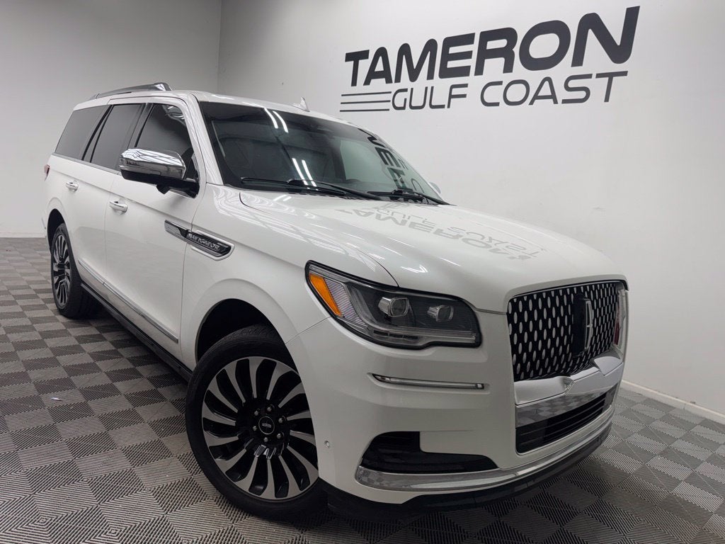 2022 Lincoln Navigator Black Label