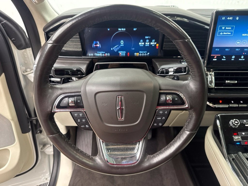 2022 Lincoln Navigator Black Label