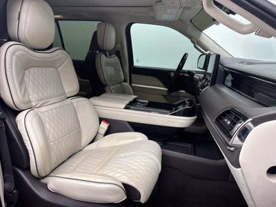 2022 Lincoln Navigator Black Label