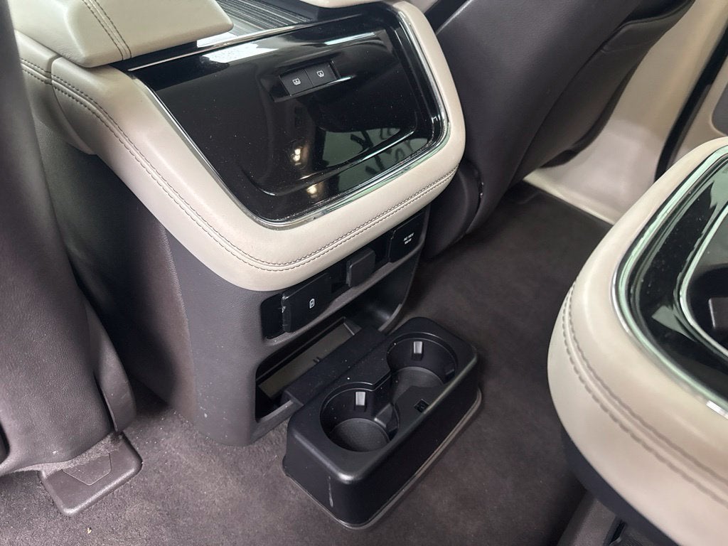 2022 Lincoln Navigator Black Label