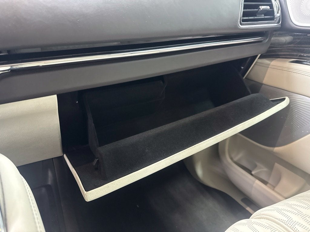 2022 Lincoln Navigator Black Label