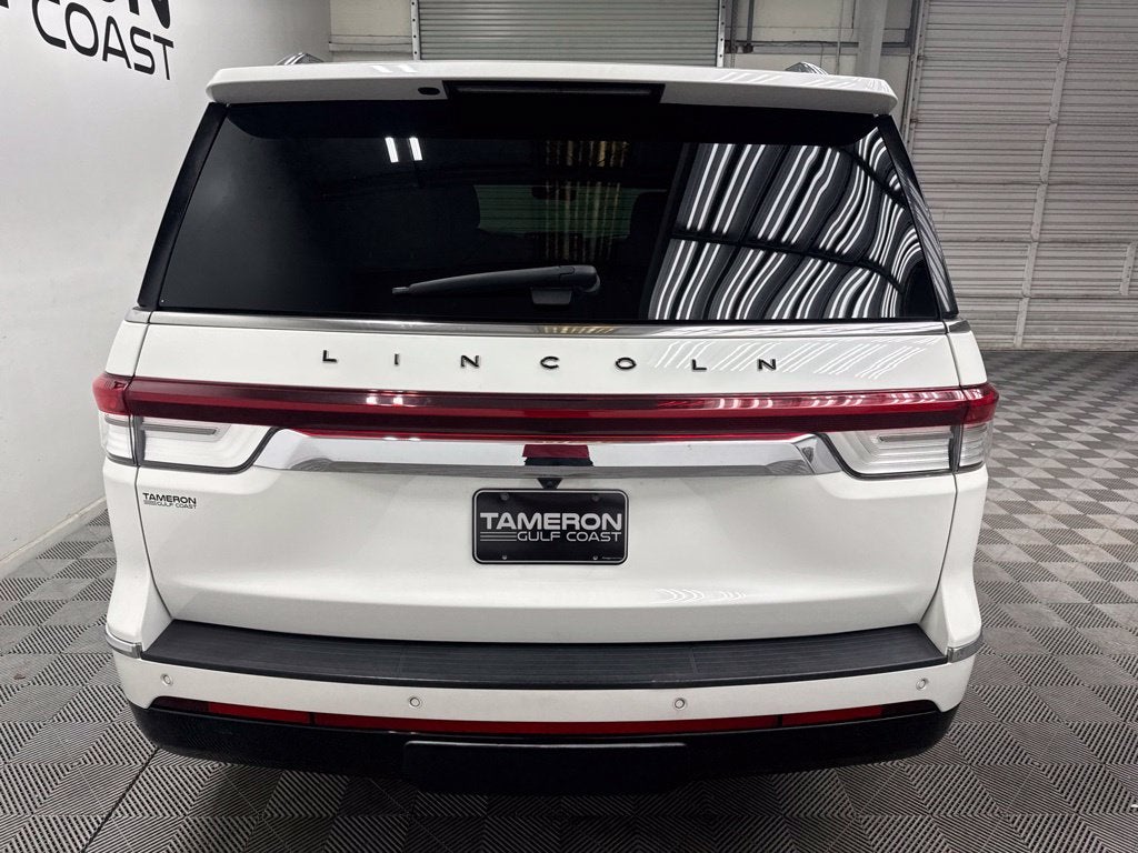 2022 Lincoln Navigator Black Label