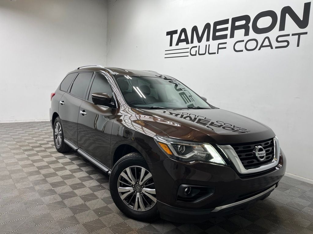 2020 Nissan Pathfinder SL