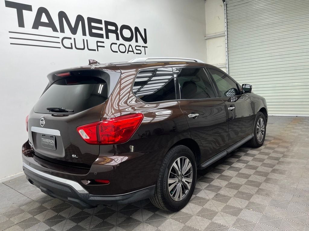 2020 Nissan Pathfinder SL