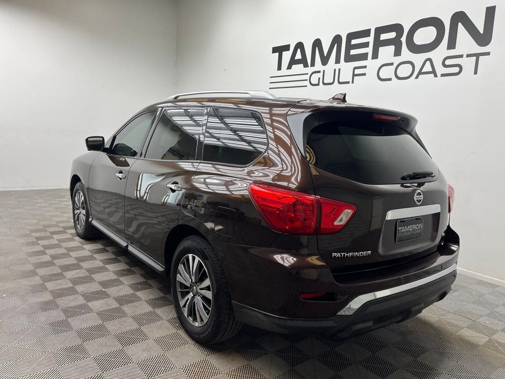 2020 Nissan Pathfinder SL