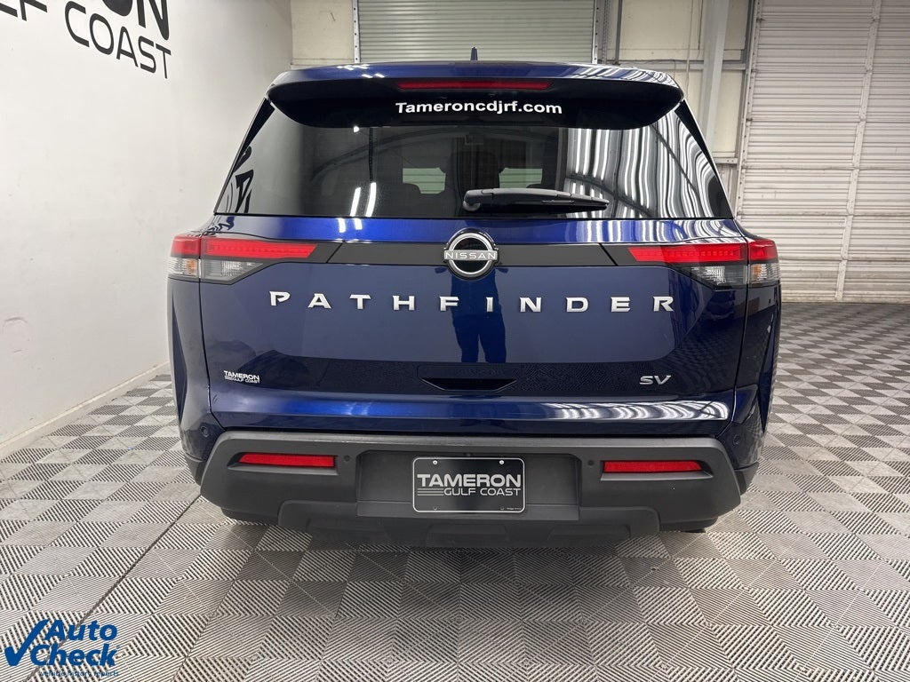 2024 Nissan Pathfinder SV
