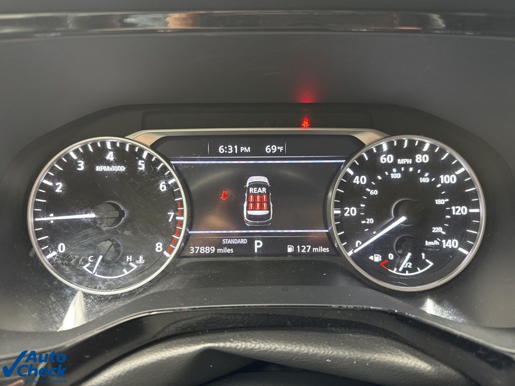 2024 Nissan Pathfinder SV