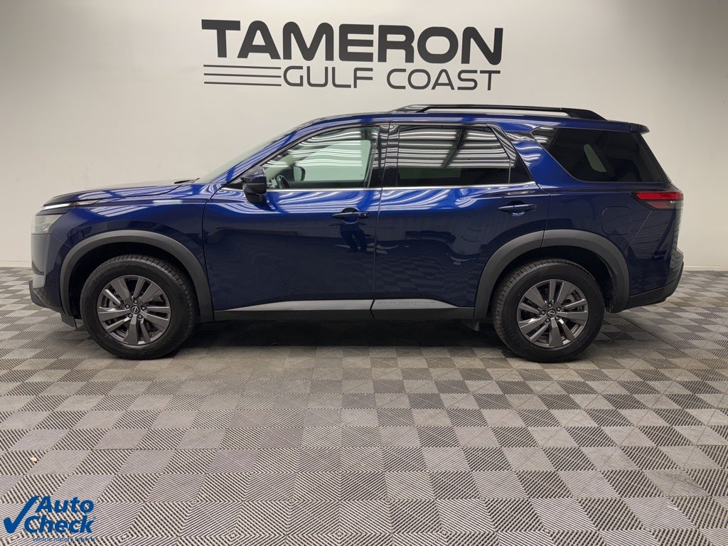 2024 Nissan Pathfinder SV