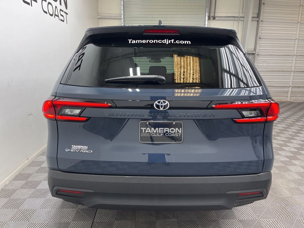 2025 Toyota Grand Highlander Hybrid LE
