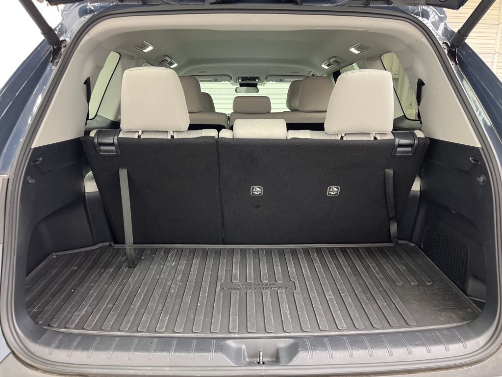 2025 Toyota Grand Highlander Hybrid LE