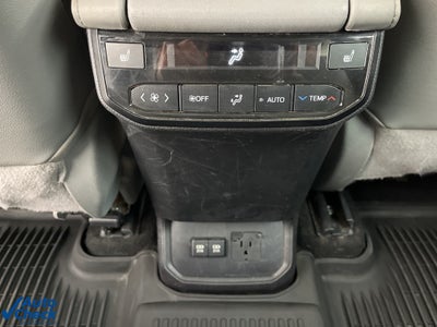 2020 Toyota Highlander Platinum