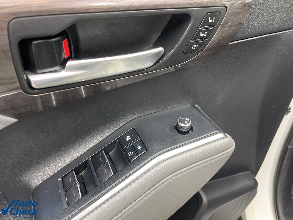 2020 Toyota Highlander Platinum