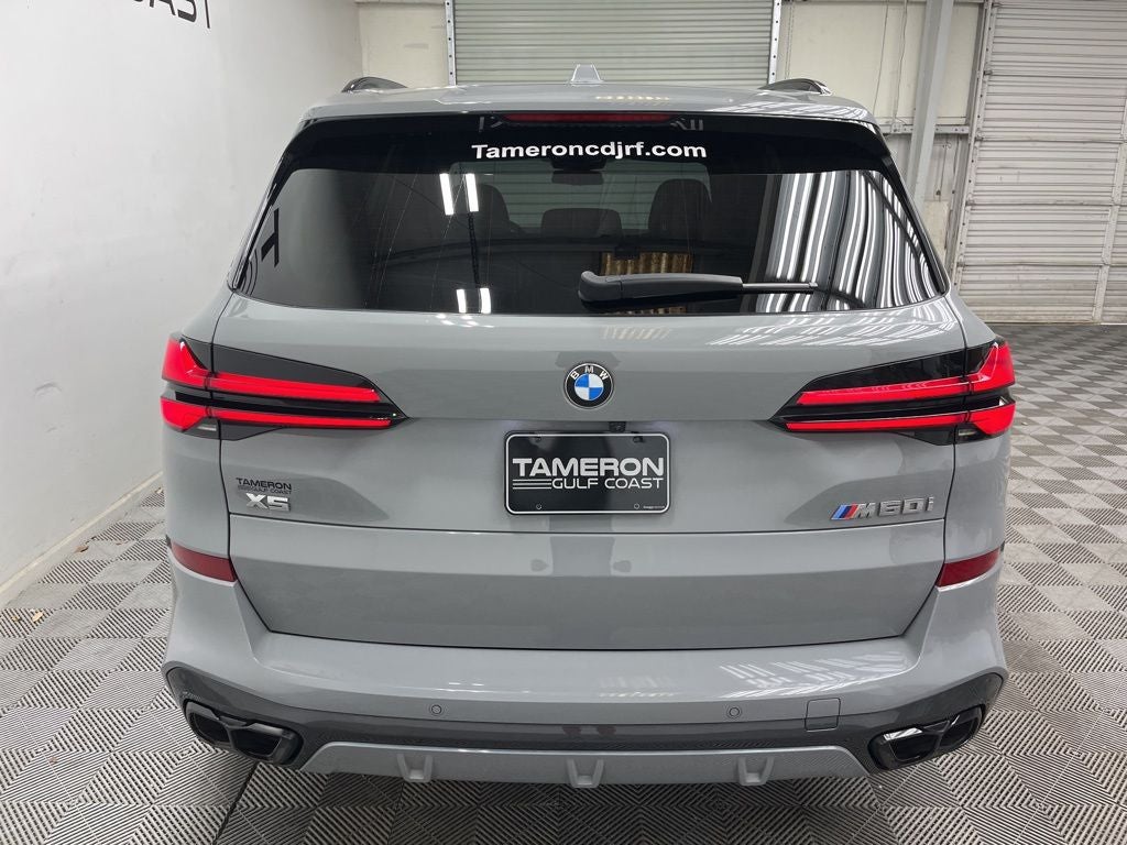 2024 BMW X5 M60i