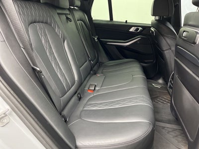 2024 BMW X5 M60i
