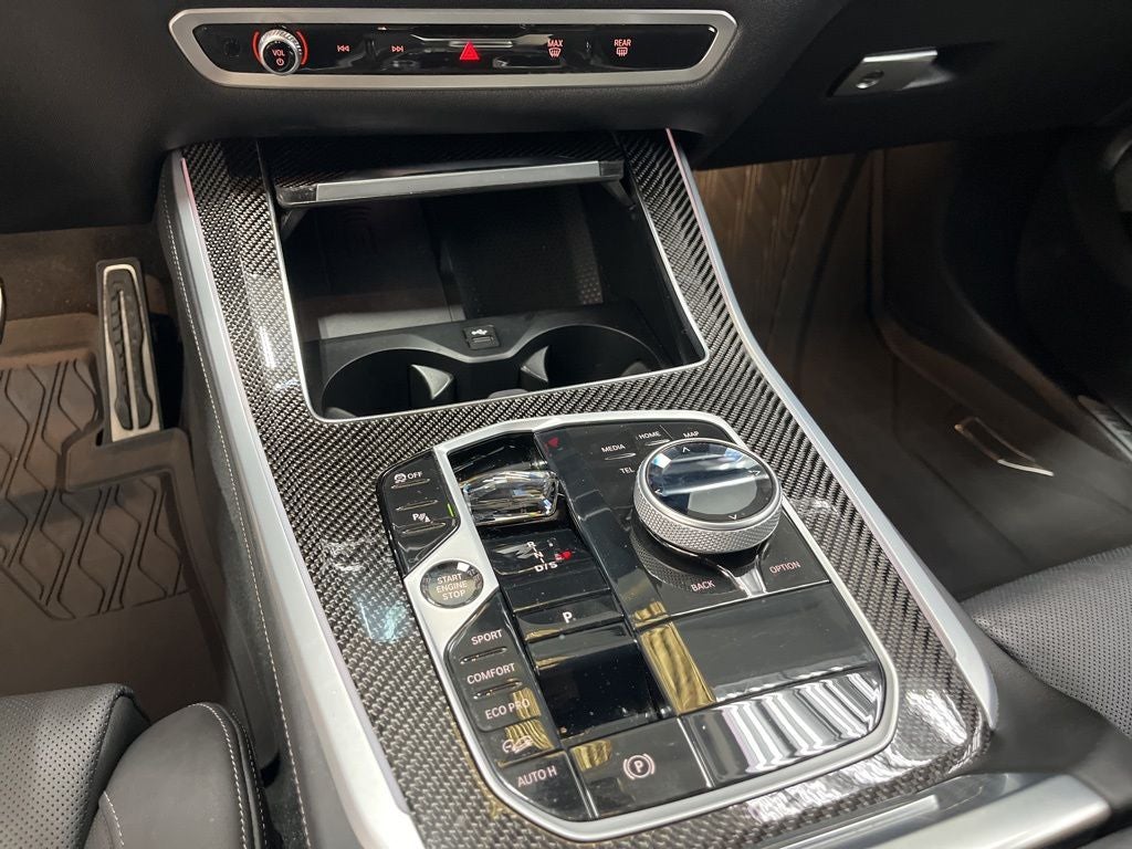 2024 BMW X5 M60i