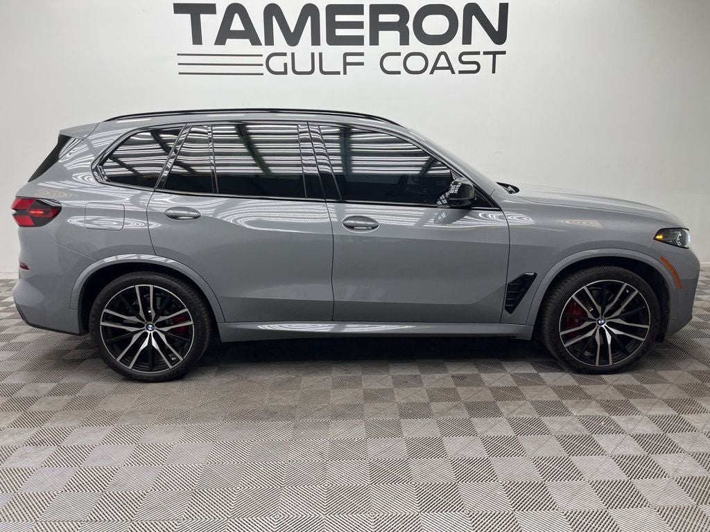 2024 BMW X5 M60i