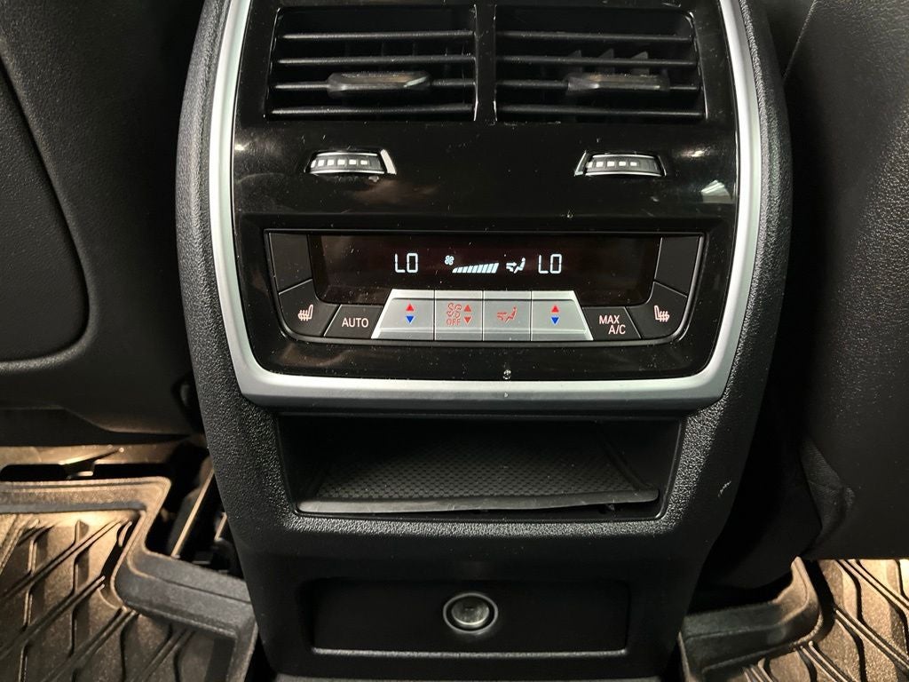 2020 BMW X5 M50i