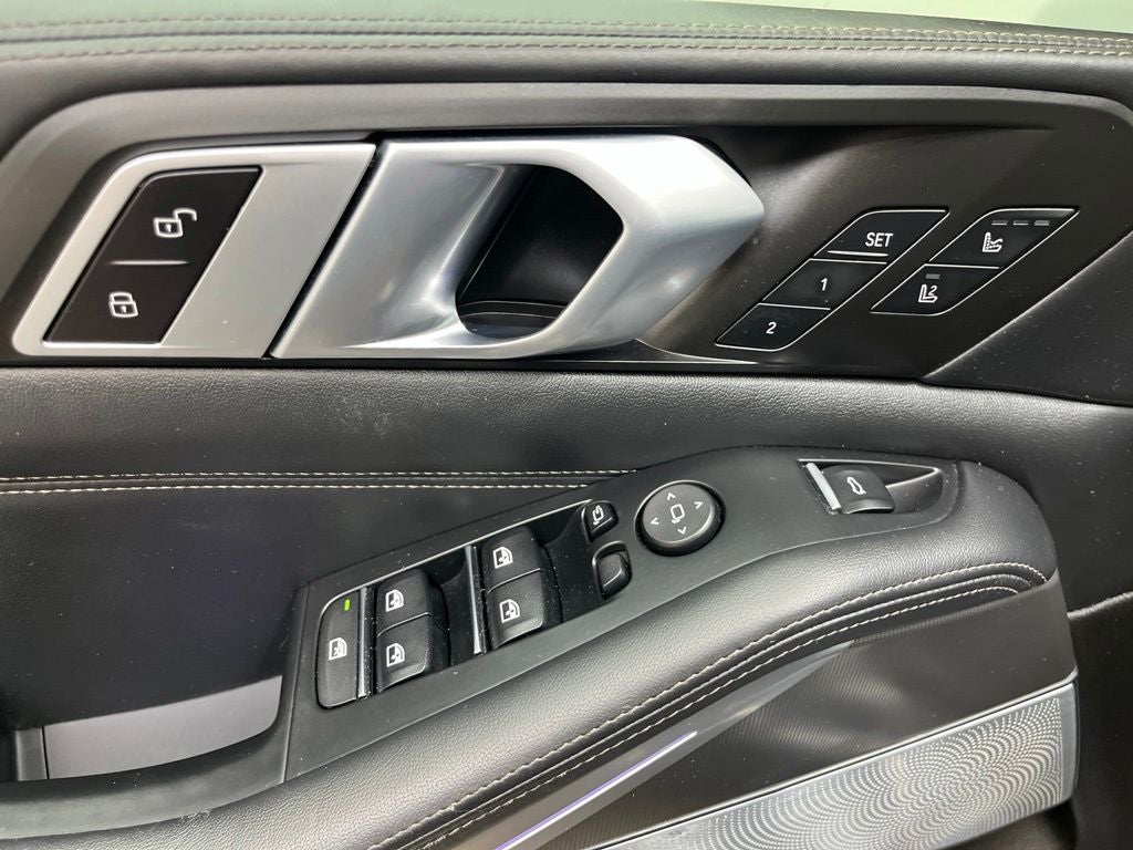 2020 BMW X5 M50i