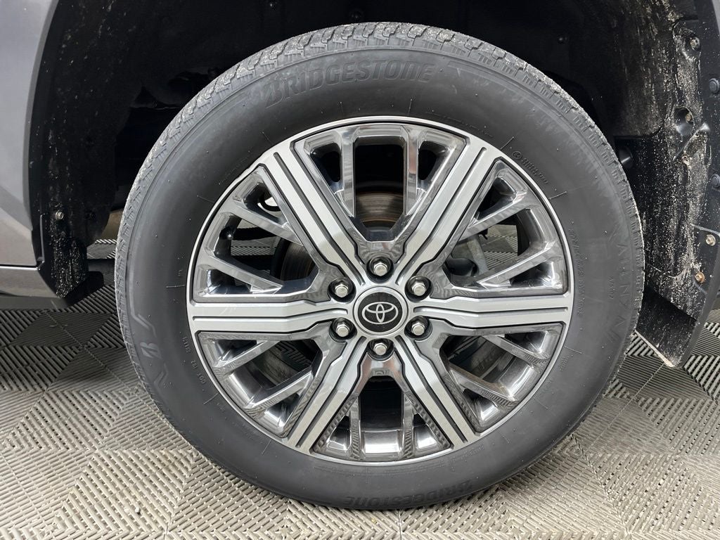 2024 Toyota Sequoia Capstone