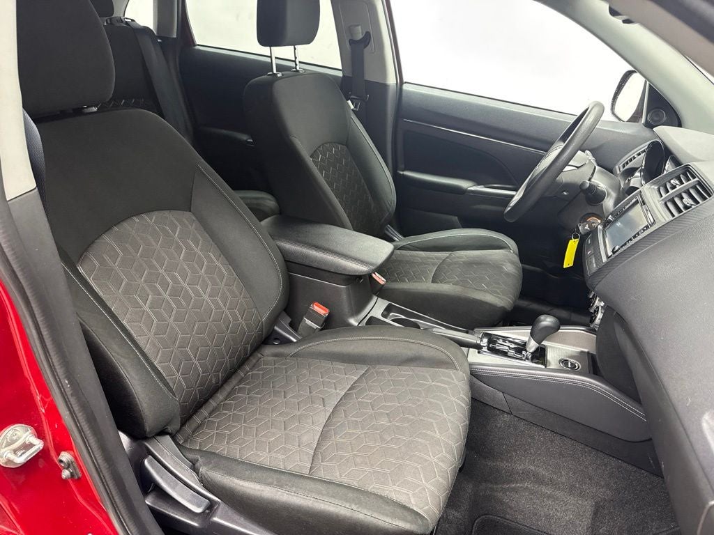 2024 Mitsubishi Outlander Sport 2.0 ES