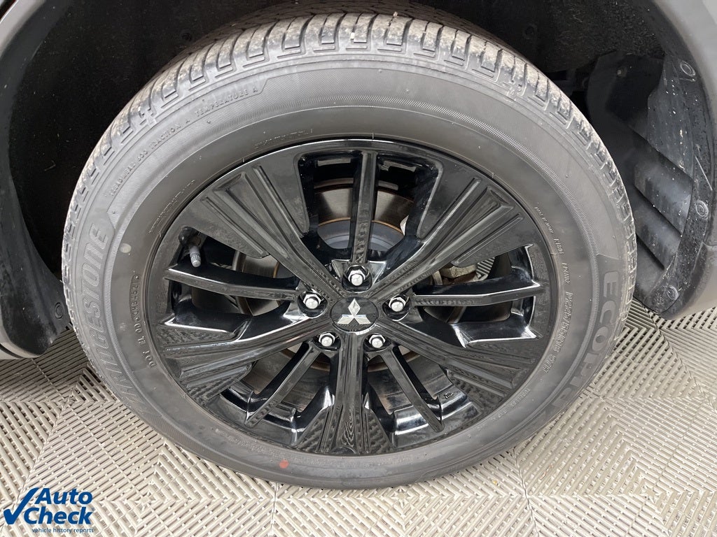 2022 Mitsubishi Eclipse Cross LE