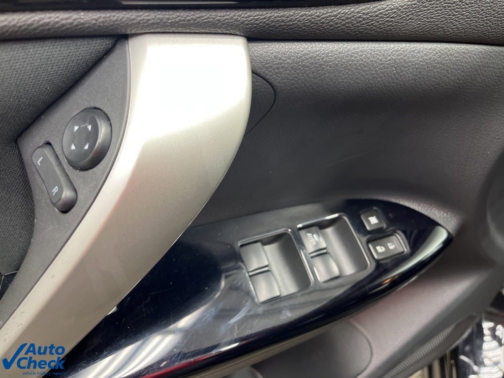 2022 Mitsubishi Eclipse Cross LE