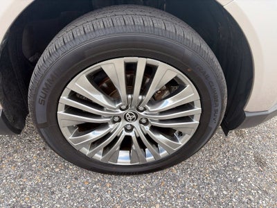 2022 Toyota Venza Limited