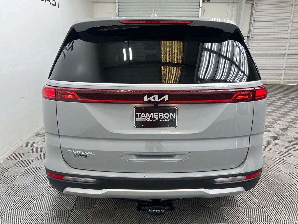 2024 Kia Carnival EX
