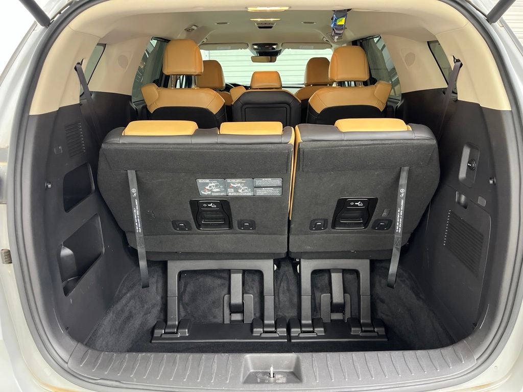 2024 Kia Carnival EX