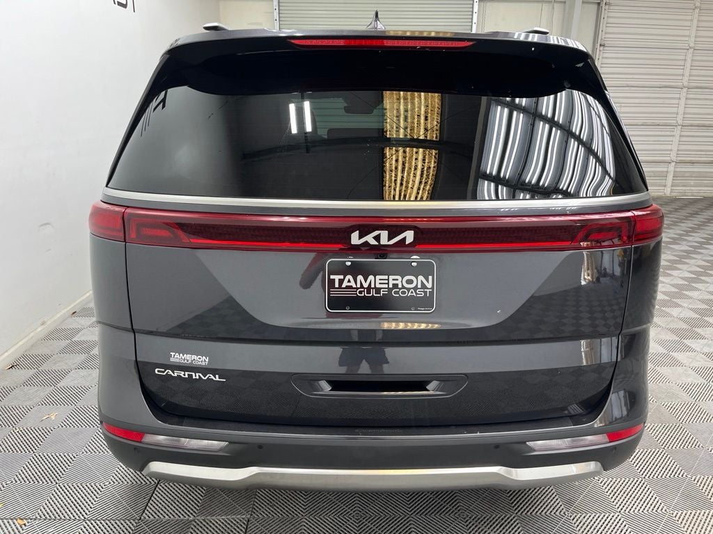 2024 Kia Carnival SX