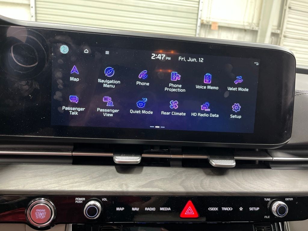 2024 Kia Carnival SX