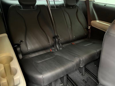 2024 Kia Carnival SX
