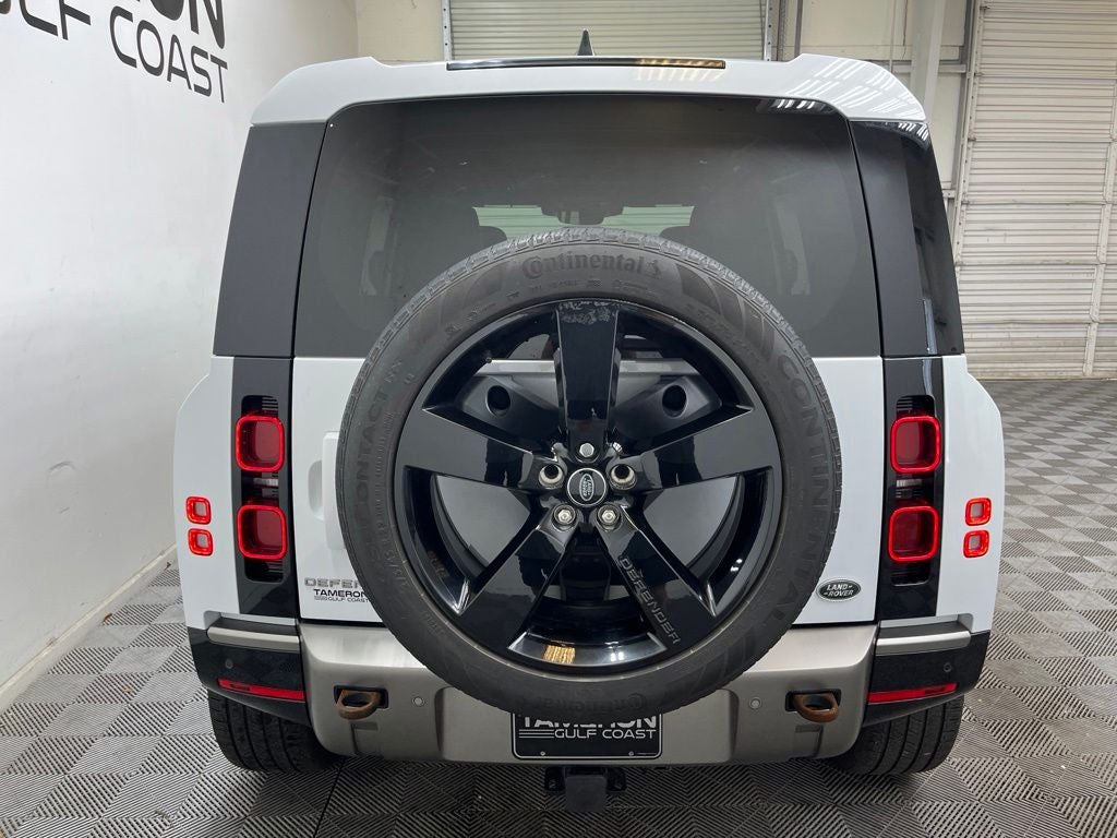 2023 Land Rover Defender 110 X-Dynamic SE
