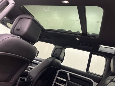2023 Land Rover Defender 110 X-Dynamic SE