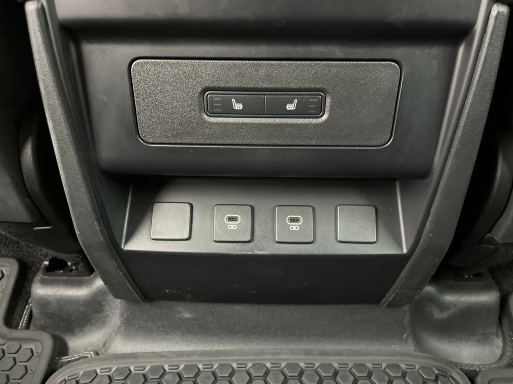 2023 Land Rover Defender 110 X-Dynamic SE