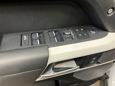2023 Land Rover Defender 110 X-Dynamic SE